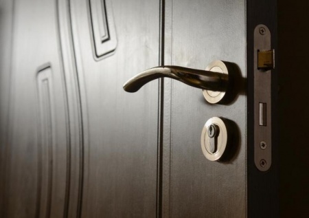 Comment renforcer votre habitation avec un blindage de porte &agrave; Vert-Saint-Denis ?